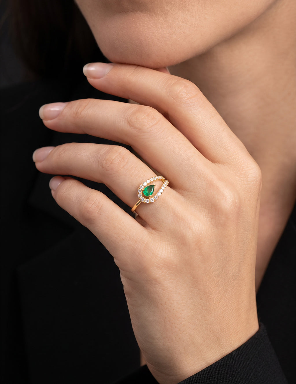 Emerald Ring 163