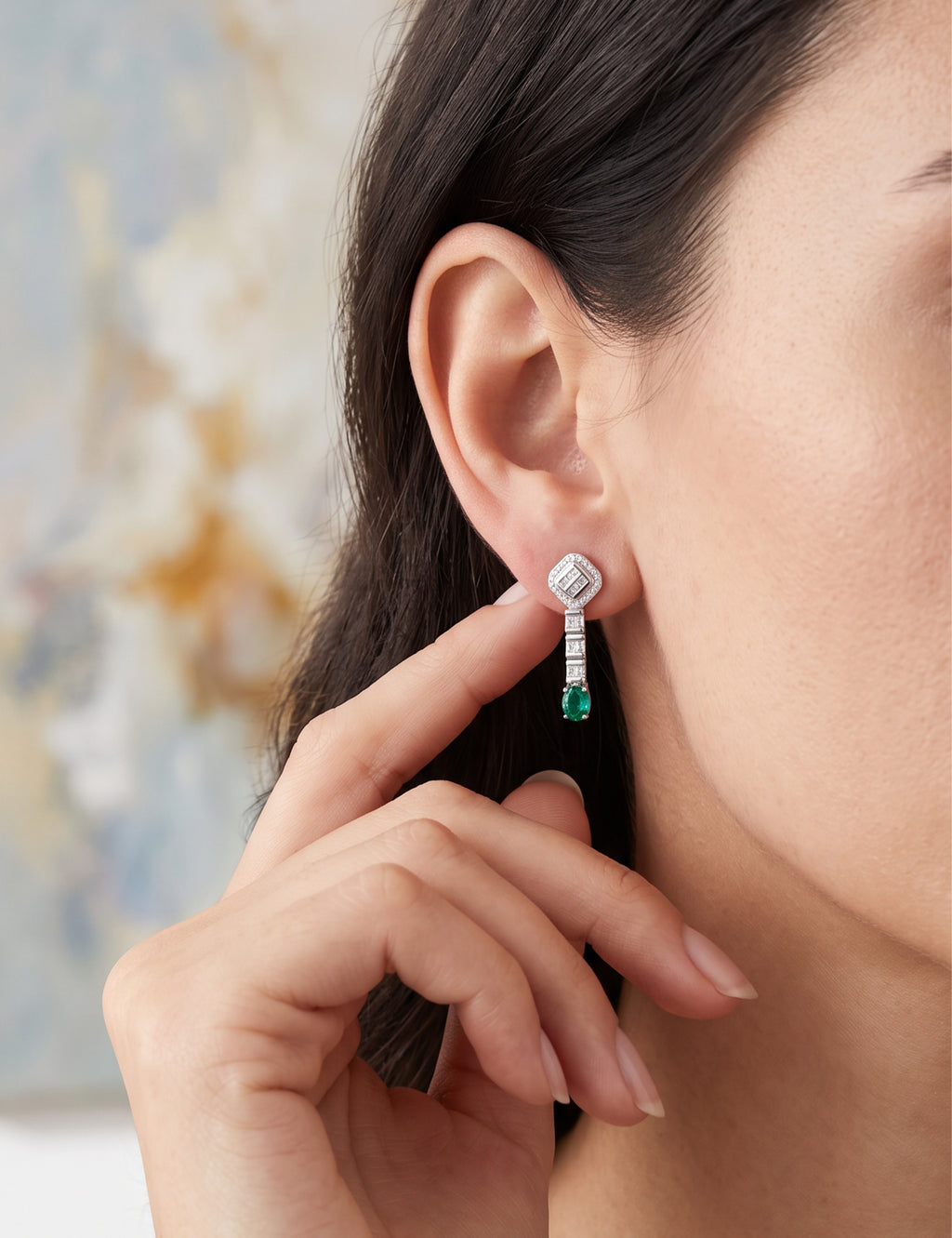 Emerald and Diamond Earring